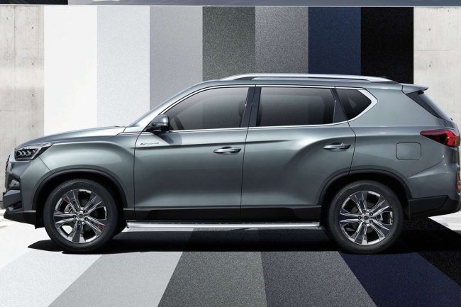 Известный корейский внедорожник  — впервые 7 мест!