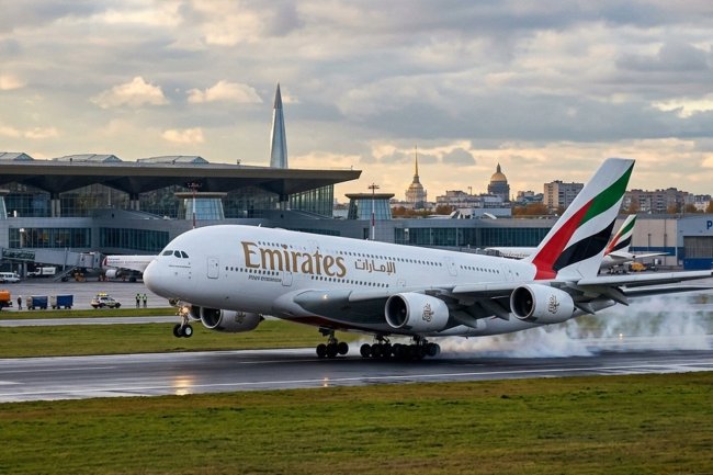 Окно в мир открыто: Emirates возвращается в Петербург — как это обрушит цены на рейсы в Азию и Африку