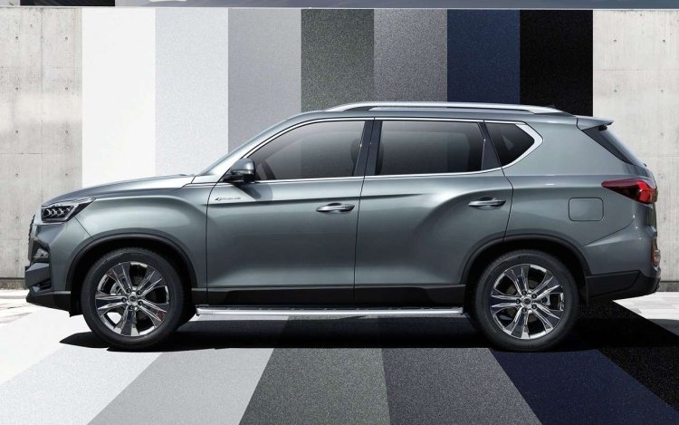 Известный корейский внедорожник  — впервые 7 мест!