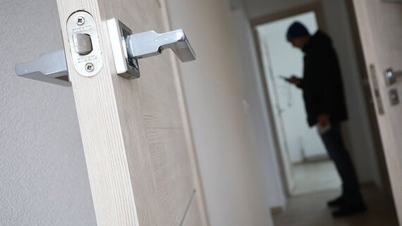 Более 4500 сирот – участников СВО ждут получения жилищных сертификатов