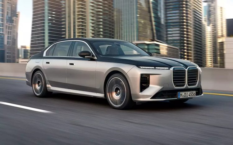 Новый BMW 7 Series привезут в Россию