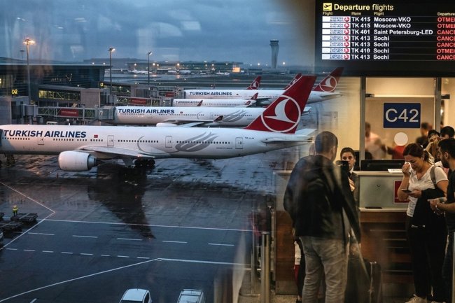 Турецкий дефолт: Turkish Airlines массово отменяет рейсы в РФ и рвет стыковки с миром