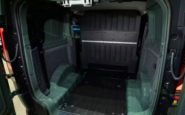 Из фургона в пассажирский минивэн за минуту: крутая новинка от Kia