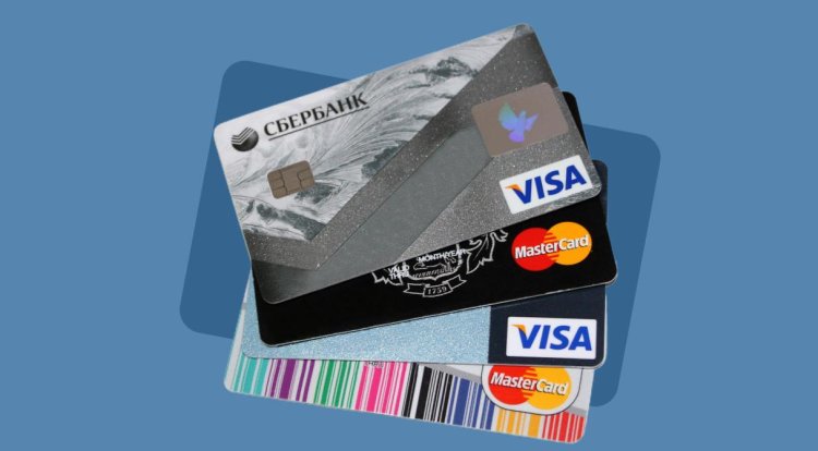 «Эра Visa и Mastercard в России завершается»: что ждёт старые карты?