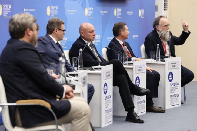 «Вызовы для нации: какие системные проблемы России обсудили на ПМЭФ‑2026»