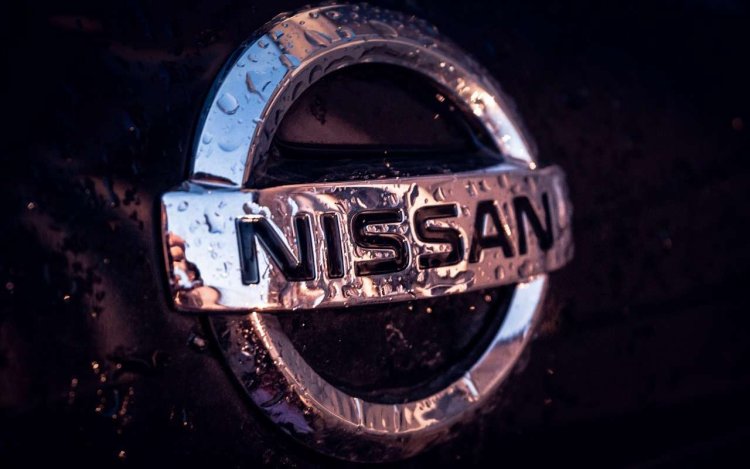 «Спасение через партнёрство: Nissan пускает китайских инвесторов на британский завод ради выживания»