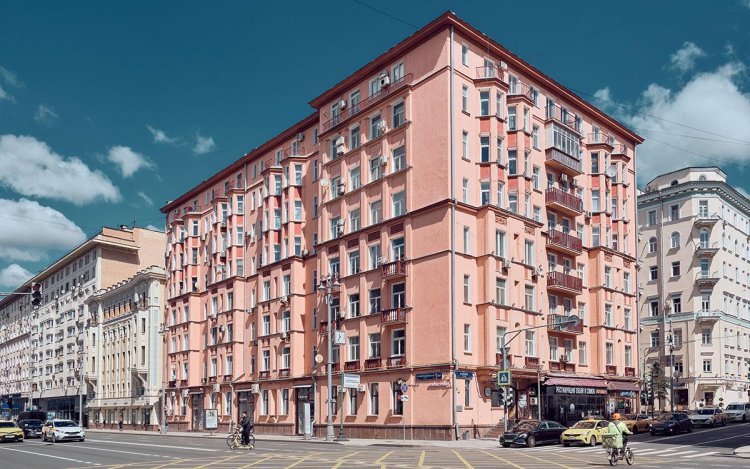 «Вторичка» в рост: почему продавцы в Москве резко подняли цены на квартиры